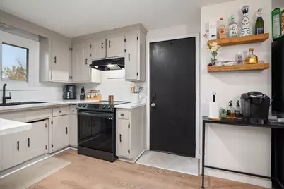 2607 Vicki Lane, Green Bay, WI 54311 - Photo 10