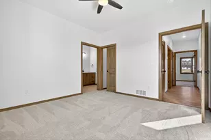 758 Royal Saint Pats Dr, Wrightstown, WI 54180 - Photo 32