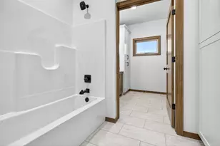 758 Royal Saint Pats Dr, Wrightstown, WI 54180 - Photo 36