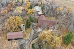 3629 Creekview Rd, De Pere, WI 54115 - Photo 4