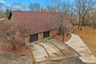 3629 Creekview Rd, De Pere, WI 54115 - Photo 6