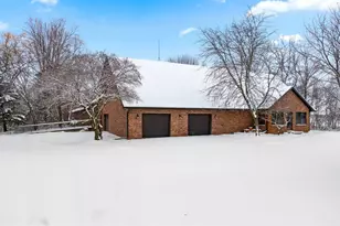 3629 Creekview Rd, Green Bay, WI 54115 - Photo 1