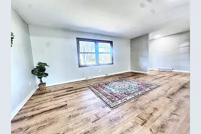 708 Miller Lane Court, Kaukauna, WI 54130 - Photo 4