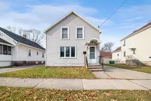 725 N Irwin Ave, Green Bay, WI 54302 - Photo 2