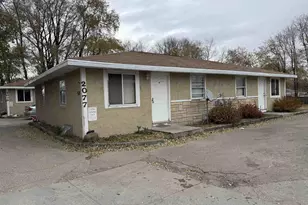 2075 Imperial Ln, Green Bay, WI 54302 - Photo 6