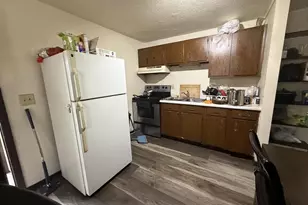 2075 Imperial Ln, Green Bay, WI 54302 - Photo 12