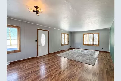 W10349 Valley View Road, Shawano, WI 54166 - Photo 8