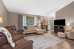 6218 Tielens Rd, Luxemburg, WI 54217 - Photo 6