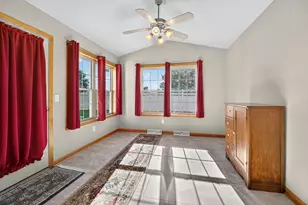 1402 Candlelight Ln #1, Fond du Lac, WI 54935 - Photo 12