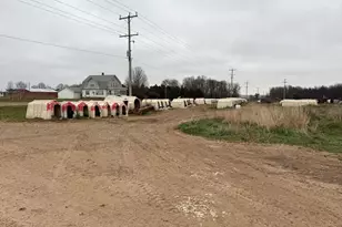 N5271 Madden Rd, New London, WI 54961 - Photo 88