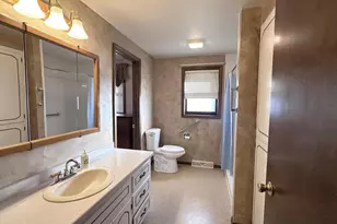 2651 Kenhill Dr, Green Bay, WI 54313 - Photo 12