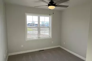 1515 Caroline Dr, New London, WI 54961 - Photo 14