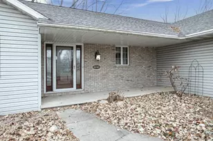 3543 N Wellington Dr, Appleton, WI 54911 - Photo 4