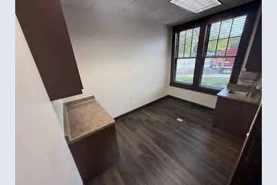 1088 S Main Street, Fond du Lac, WI 54935 - Photo 8