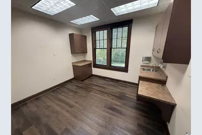 1088 S Main Street, Fond du Lac, WI 54935 - Photo 6