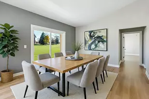 475 Earnhardt Ct, Green Bay, WI 54311 - Photo 8