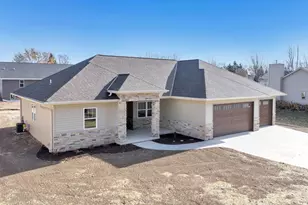 475 Earnhardt Ct, Green Bay, WI 54311 - Photo 30