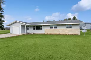 721 N Cth J, Reedsville, WI 54230 - Photo 2