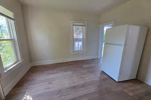 124 S Lake St, Gillett, WI 54124 - Photo 6