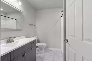 843 Redhawk Dr, Pulaski, WI 54162 - Photo 24