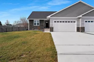 843 Redhawk Dr, Pulaski, WI 54162 - Photo 58