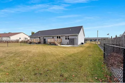 843 Red Hawk Drive, Pulaski, WI 54162 - Photo 50