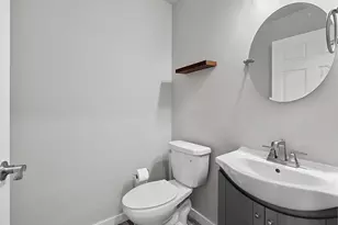 843 Redhawk Dr, Pulaski, WI 54162 - Photo 28