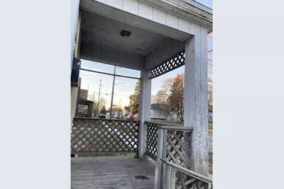 1709 Madison Street, Manitowoc, WI 54220 - Photo 12