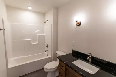 W5836 Edgewood Drive, Menasha, WI 54952 - Photo 20