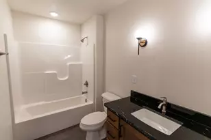 W5836 Edgewood Dr, Menasha, WI 54952 - Photo 20