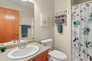 1690 Drum Corps Dr, Menasha, WI 54952 - Photo 14