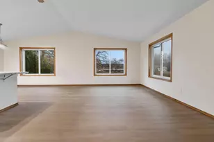 920 Hoffman St, Gresham, WI 54128 - Photo 4