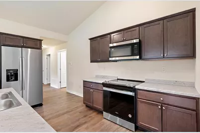 540 River Drive, Berlin, WI 54923 - Photo 8