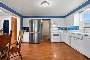 406 Oak St, Luxemburg, WI 54217 - Photo 10