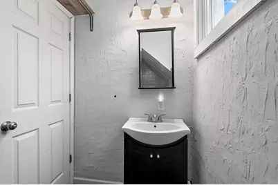 406 Oak Street, Luxemburg, WI 54217 - Photo 32