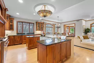 1935 E Telemark Cir, Green Bay, WI 54313 - Photo 14