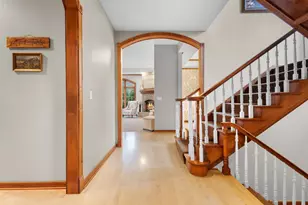 1935 E Telemark Cir, Green Bay, WI 54313 - Photo 6