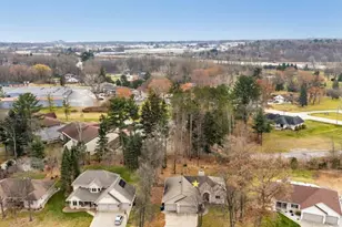 2805 Dewey Decker Dr, Green Bay, WI 54313 - Photo 30