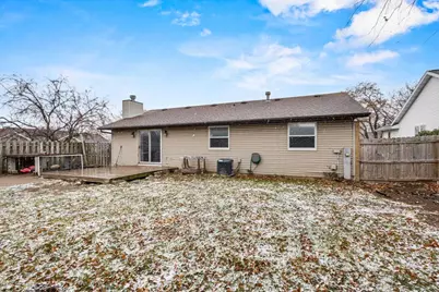 1241 Briarwood Drive, Menasha, WI 54952 - Photo 32