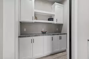 5358 Pennsylvania Ave, Appleton, WI 54914 - Photo 10