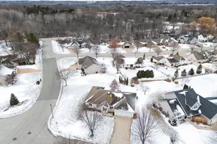 1226 Tara Marie Ln, Green Bay, WI 54313 - Photo 30