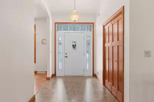 1226 Tara Marie Ln, Green Bay, WI 54313 - Photo 2