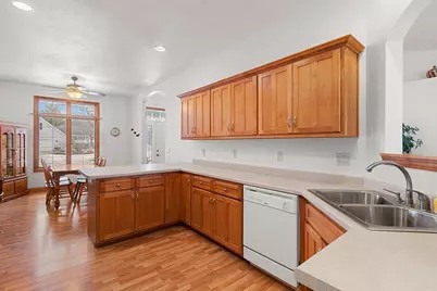 1226 Tara Marie Lane, Green Bay, WI 54313 - Photo 8