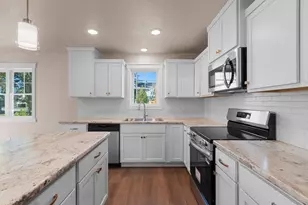 422 4th St, Green Bay, WI 54303 - Photo 32