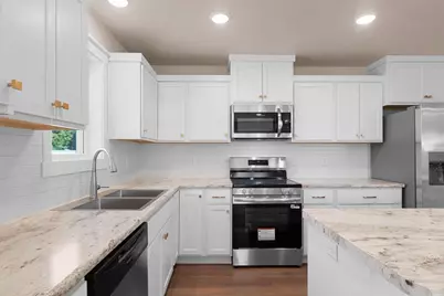 422 4th Street, Green Bay, WI 54303 - Photo 36