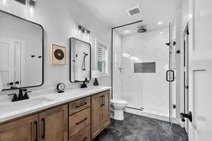 2652 Chambers Xing, Suamico, WI 54313 - Photo 18