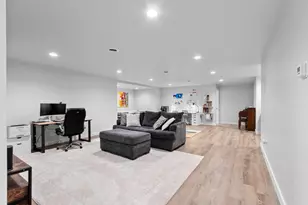 2652 Chambers Xing, Suamico, WI 54313 - Photo 26