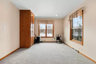 2640 Soman Ct, Green Bay, WI 54311 - Photo 8