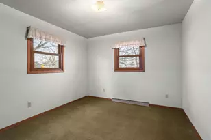 2109 E College Ave, Appleton, WI 54915 - Photo 12