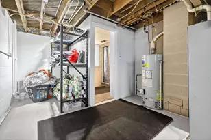 154 N Lark St, Oshkosh, WI 54902 - Photo 26